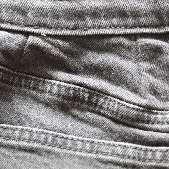 Black Curve Love Mid Rise Heavily Distressed 90s Boy Jean - Picture 9 of 11